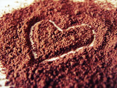 chocolate powder heart