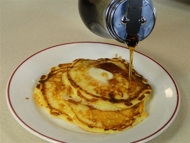 6 syrup pancakes small